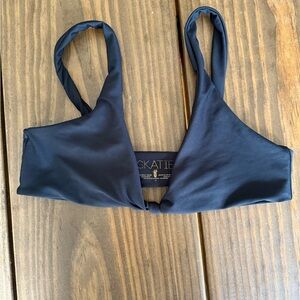 SKATIE black penny top medium